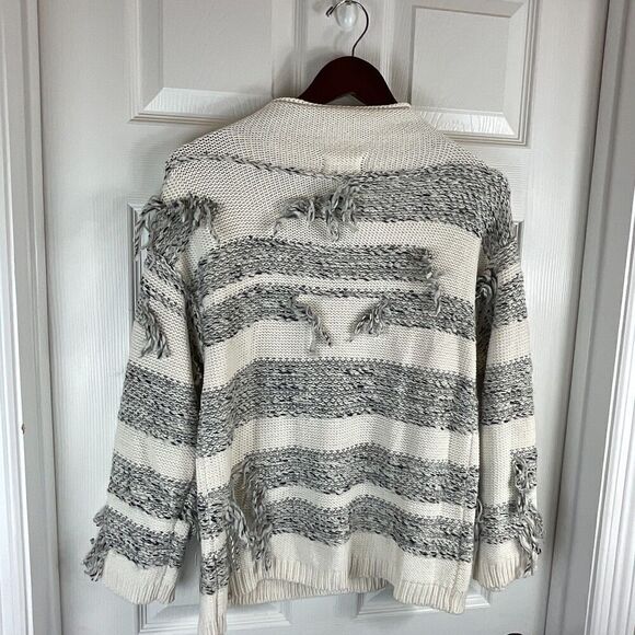 New Lou & Grey Women S Sweater Distressed Roll Neck Wool Blend Fringe Out Top N3 - Picture 4 of 12